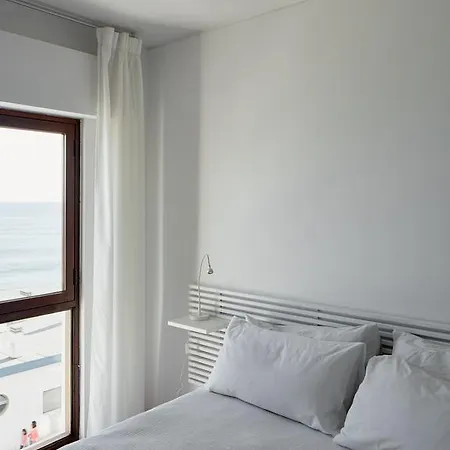 Apartamento Frente A Sesimbra