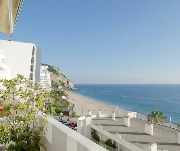 Apartamento Frente A Sesimbra